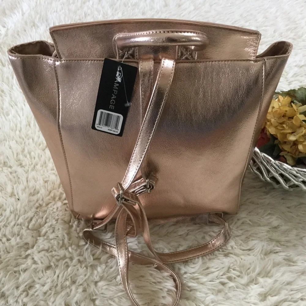Rampage Bar Packpack in Rosegold